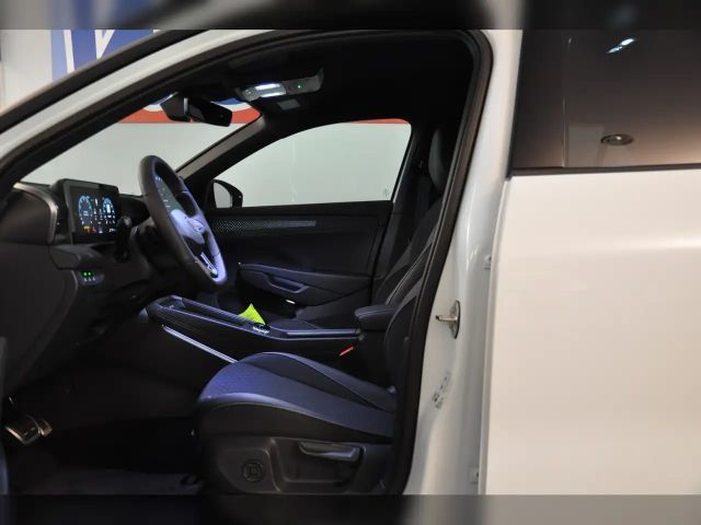 Volkswagen T-Roc 1.5 eTSI IQ.Drive R-Line