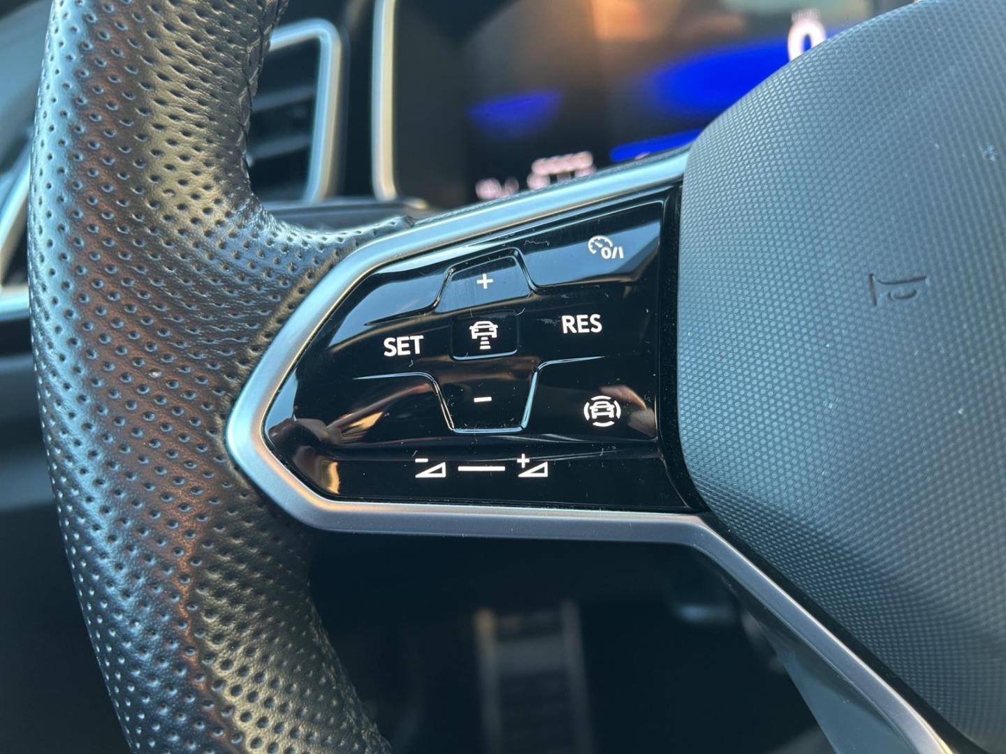 Volkswagen T-Roc 2.0 TSI DSG R-Line