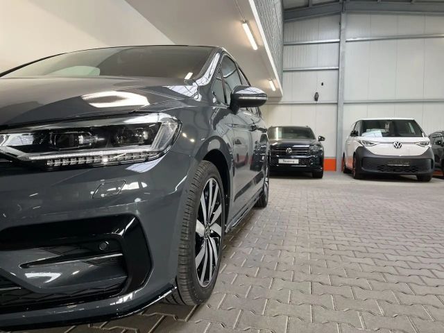 Volkswagen Touran 1.5 TSI DSG R-Line