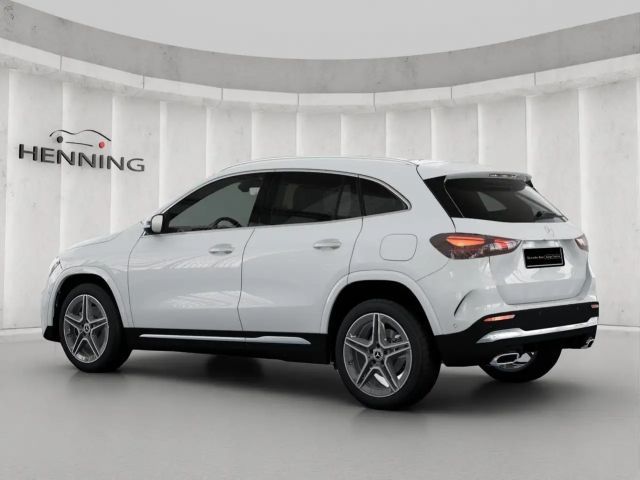 Mercedes-Benz GLA 180 AMG Line
