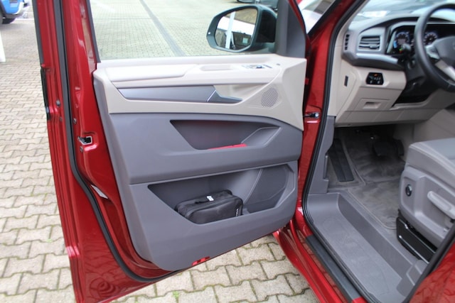 Volkswagen Multivan 2.0 TDI DSG Lang