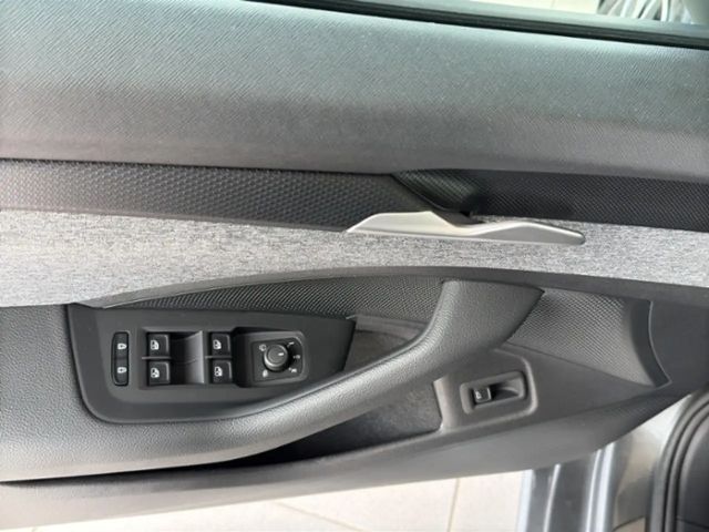 Skoda Superb 2.0 TDI Combi