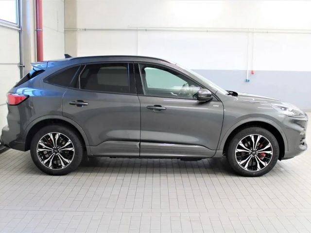 Ford Kuga Plug in Hybrid ST Line X