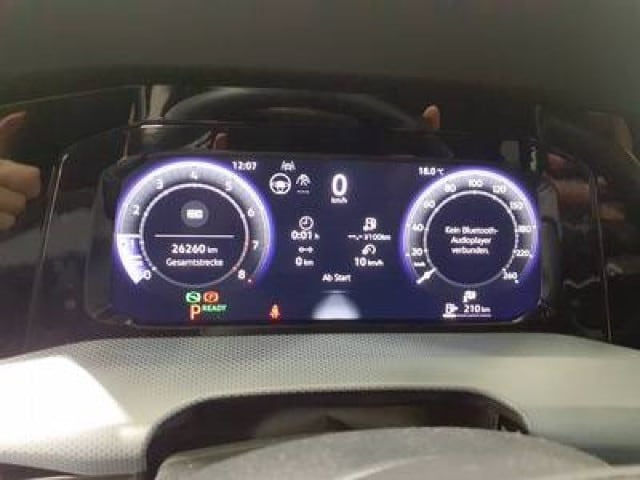 Volkswagen Golf 1.5 eTSI Golf VIII