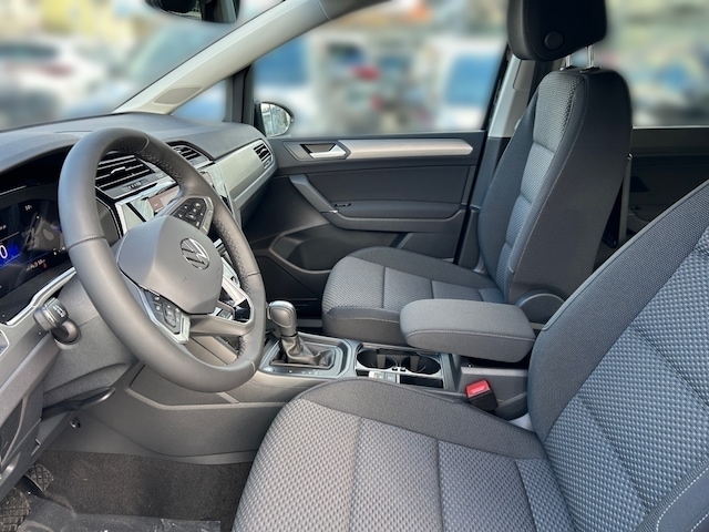 Volkswagen Touran 1.5 TSI DSG