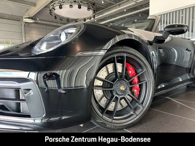 Porsche 992 4 Cabrio Carrera GTS