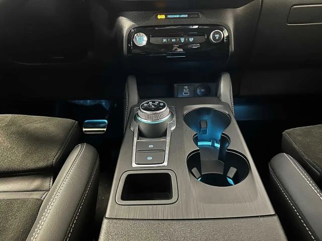 Ford Kuga Active Plug in Hybrid X