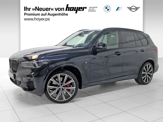 BMW X5 M50i