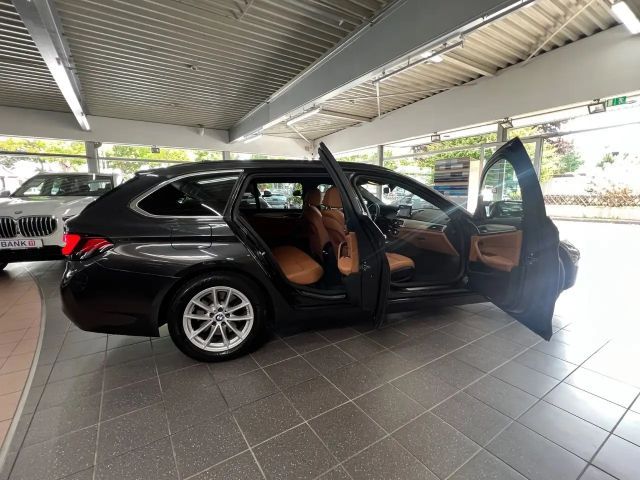 BMW 520 520d Touring xDrive