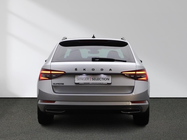 Skoda Superb 2.0 TDI Combi Sportline