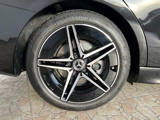 Mercedes-Benz C 180 AMG Line Sedan