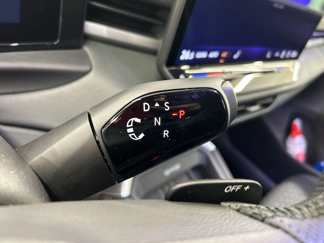 Volkswagen T-Roc 1.5 eTSI DSG R-Line