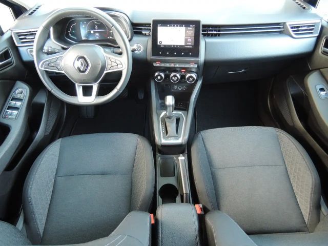 Renault Clio E-Tech Experience Hybrid