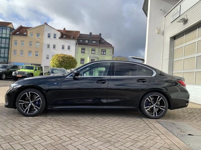 BMW 330 330i M-Sport Sedan xDrive