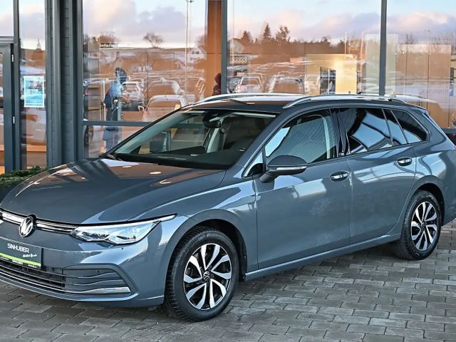 Volkswagen Golf DSG Life Variant