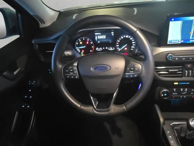 Ford Focus Cool & Connect EcoBoost Wagon