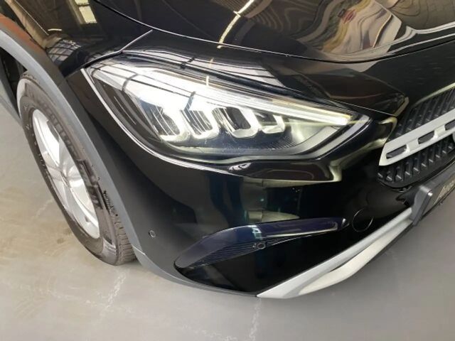 Mercedes-Benz GLA 200 Progressive