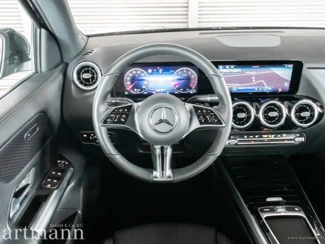 Mercedes-Benz GLA 180 Progressive