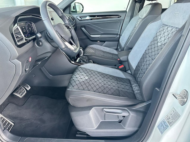 Volkswagen T-Roc 1.5 TSI DSG R-Line