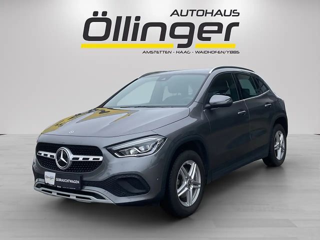 Mercedes-Benz GLA 180 GLA 180 d