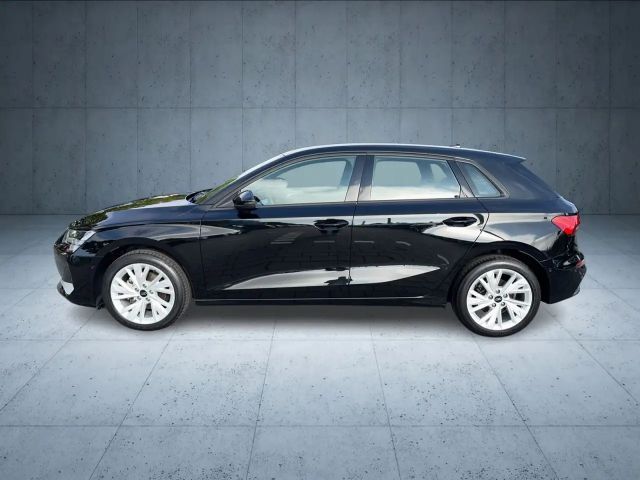 Audi A3 30 TFSI Sedan