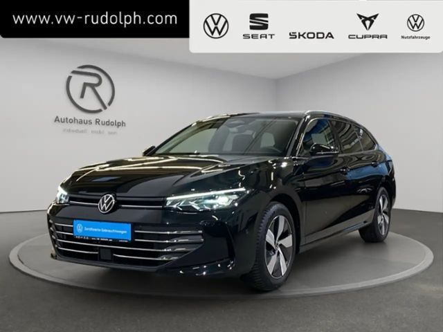 Volkswagen Passat 1.5 eTSI Business DSG Variant