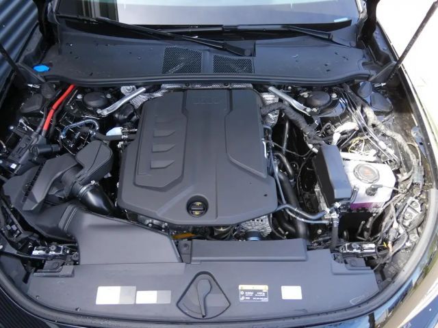 Audi A5 2.0 TFSI Avant S-Line