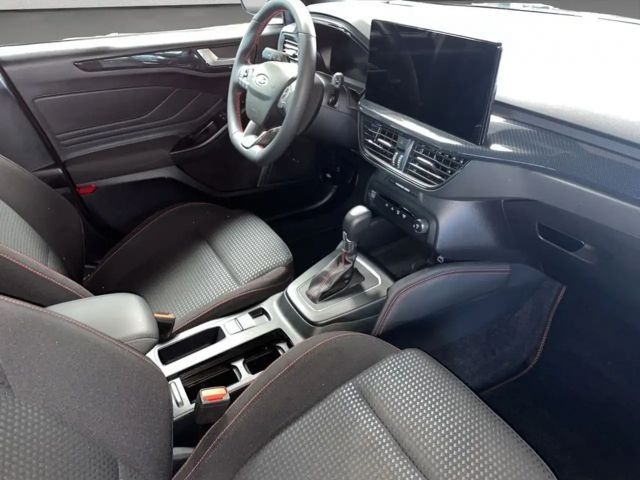 Ford Focus ST Line Wagon