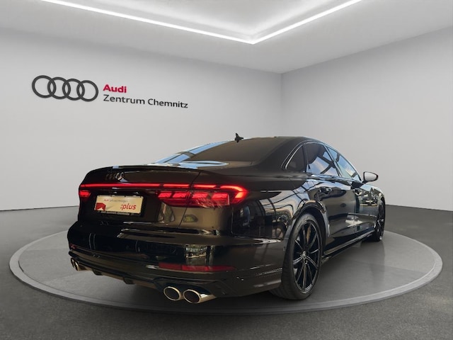 Audi S8 Quattro
