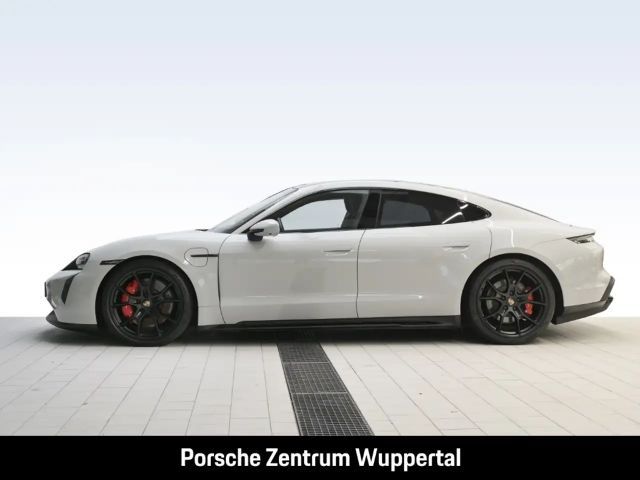 Porsche Taycan GTS