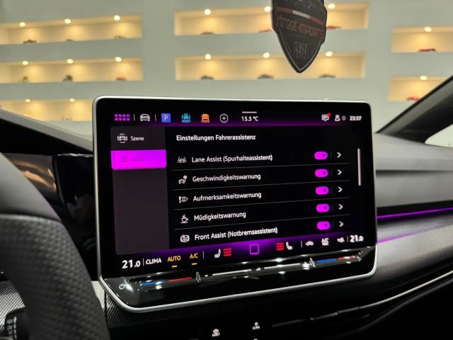 Volkswagen Golf 1.5 TSI R-Line