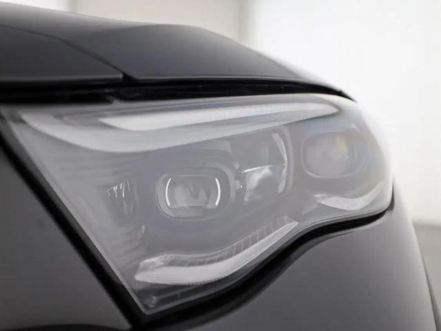 Mercedes-Benz E 220 4MATIC E 220 d Sedan