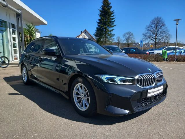BMW 320 320d M-Sport Touring