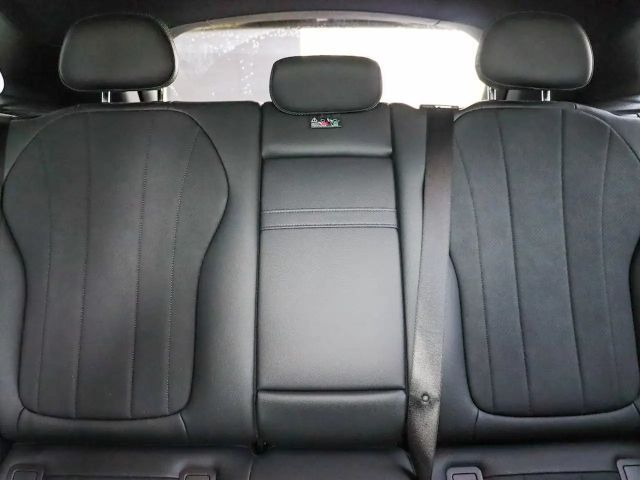 Mercedes-Benz EQE SUV 300