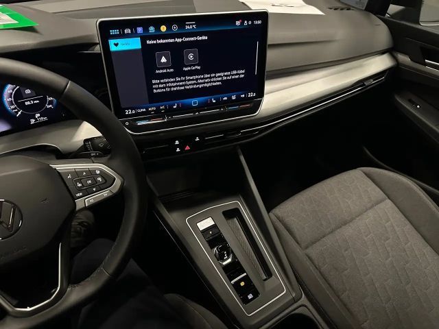 Volkswagen Golf 1.5 eTSI DSG Golf VIII Life