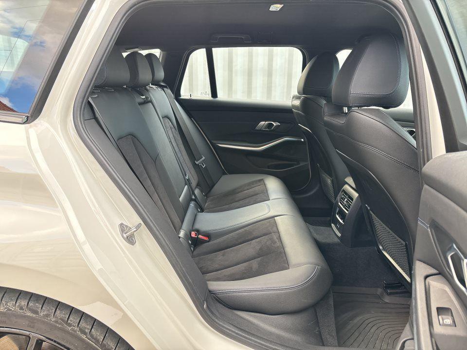 BMW 330 330e Touring xDrive