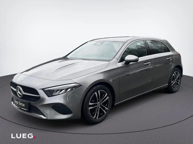 Mercedes-Benz A 200 Hatchback Progressive