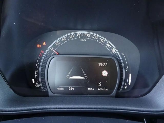 Toyota Aygo X Play VVT-i