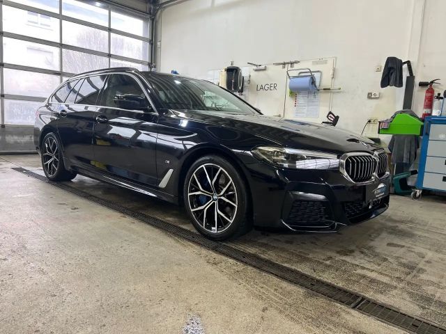 BMW 530 530d M-Sport xDrive