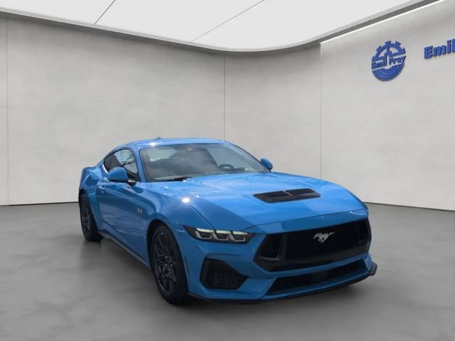 Ford Mustang Fastback GT 5.0 V8