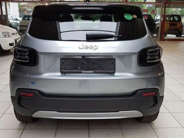 Jeep Avenger Full-Electric Summit