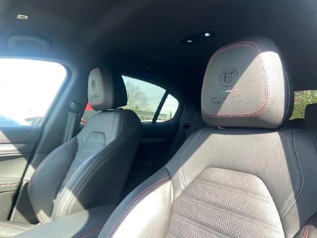 Alfa Romeo Stelvio Q4