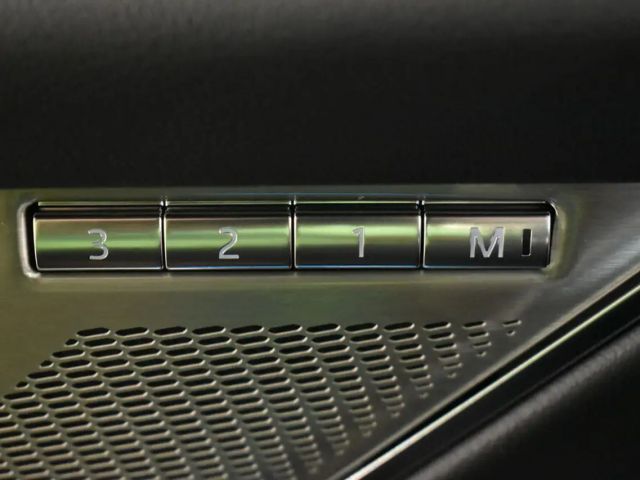 Jaguar F-Pace AWD P250 R-Dynamic