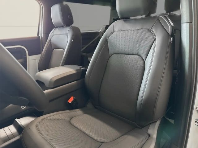 Land Rover Defender 90 D250 Dynamic SE