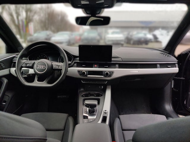 Audi A4 45 TFSI Avant Quattro S-Line S-Tronic