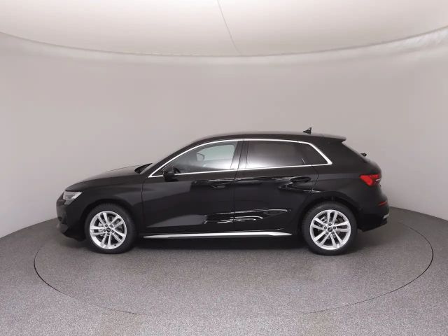 Audi A3 30 TFSI Sedan