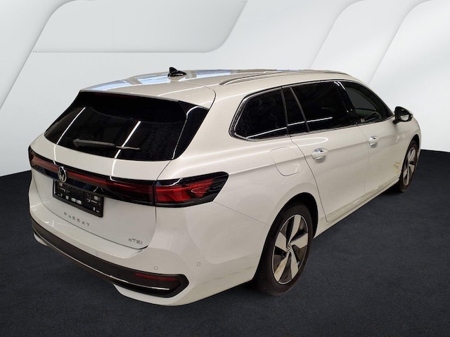 Volkswagen Passat 1.5 eTSI Business DSG Variant