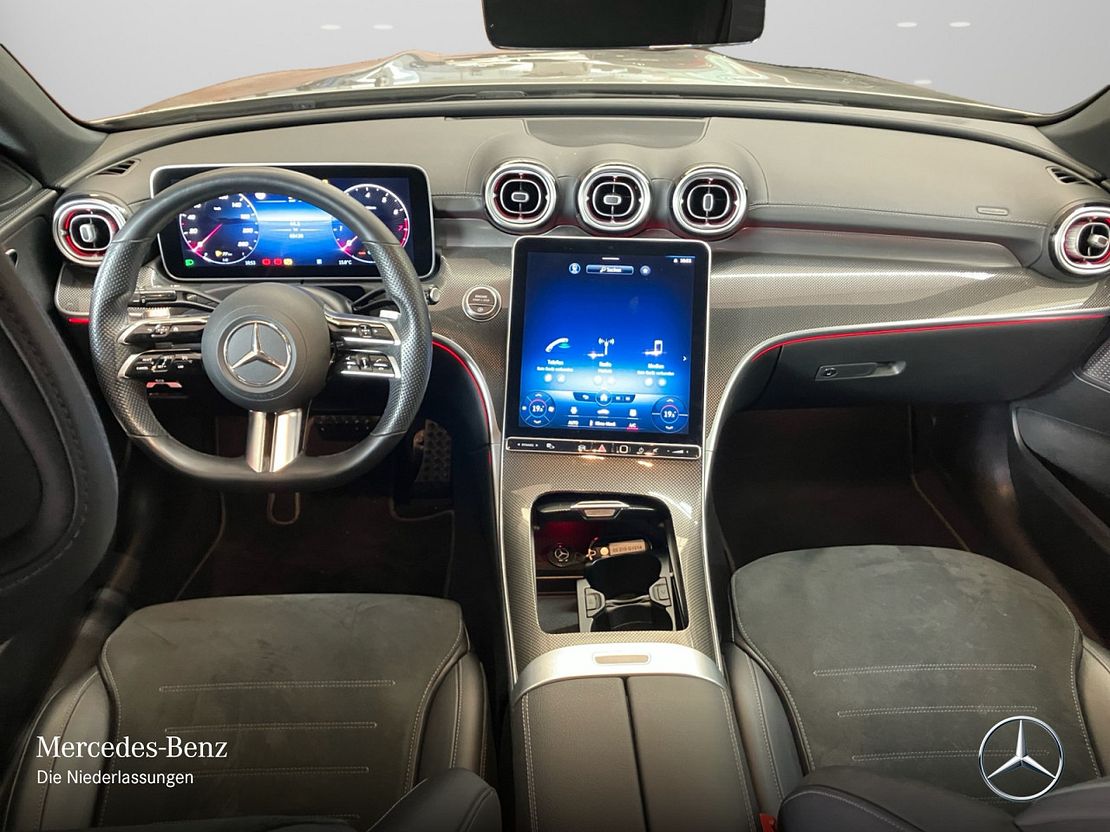 Mercedes-Benz C 200 4MATIC AMG Line Sedan