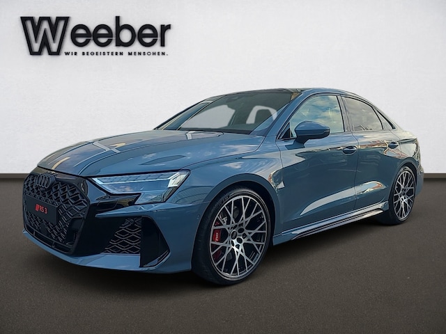 Audi RS3 Quattro S-Tronic Sedan