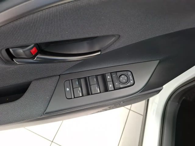 Toyota C-HR Active Hybride